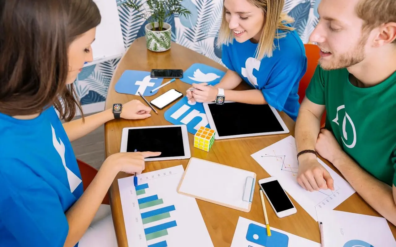 Jak planować kampanie marketingowe na różne kanały?