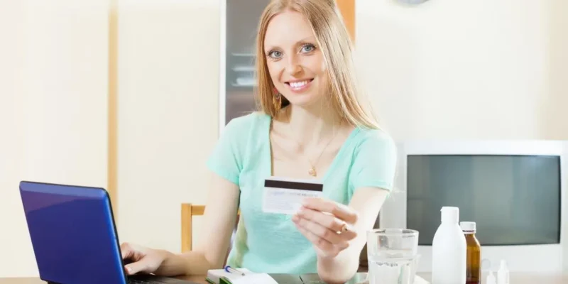 Kredyt obrotowy dla mikrofirm z branży usług – jak obliczyć realne koszty?